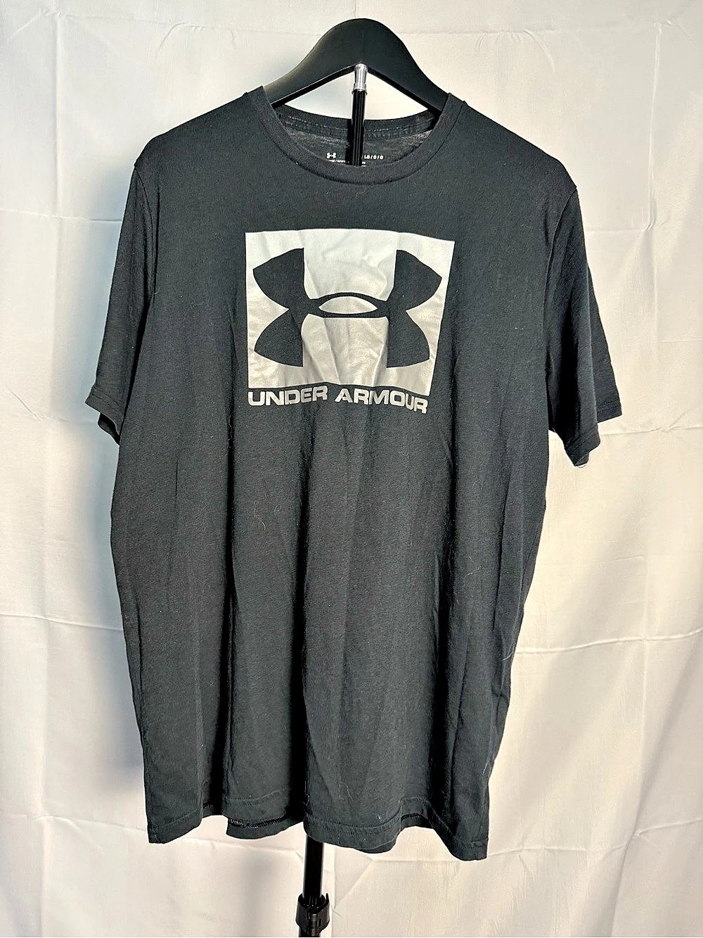 Under Armour HeatGear T-Shirt Graphic Short Sleeve Tee Size Large
